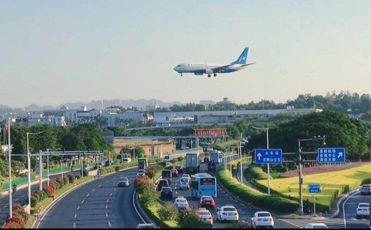 伊川空运厦门机场